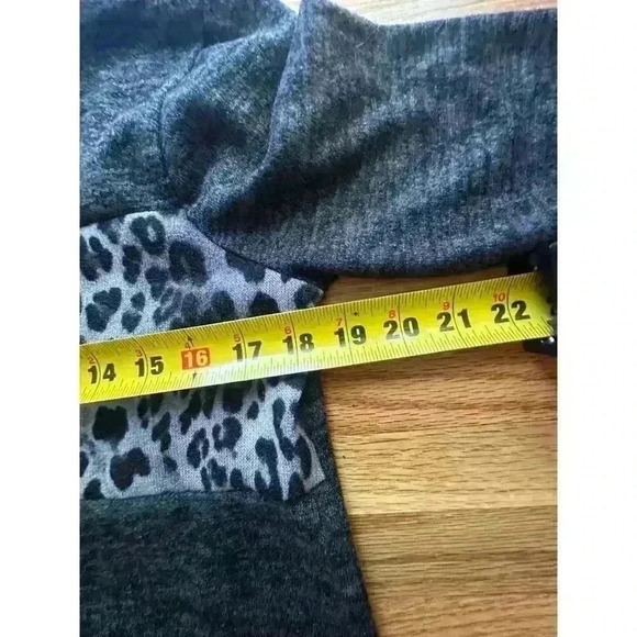 VIAMOR l Leopard color block long sleeve womens shirt l SIZE M - Picture 7 of 9